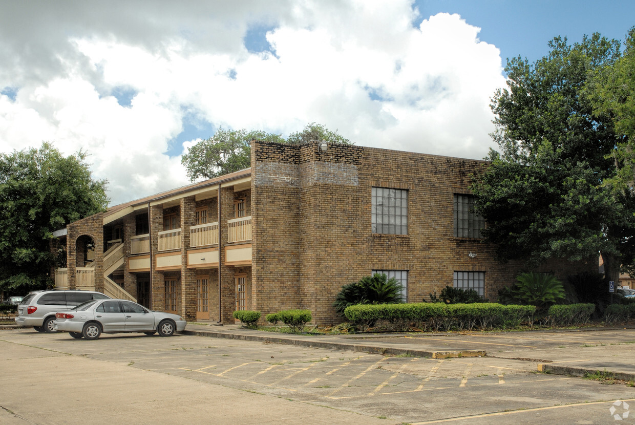 Foto del edificio - American Apartments