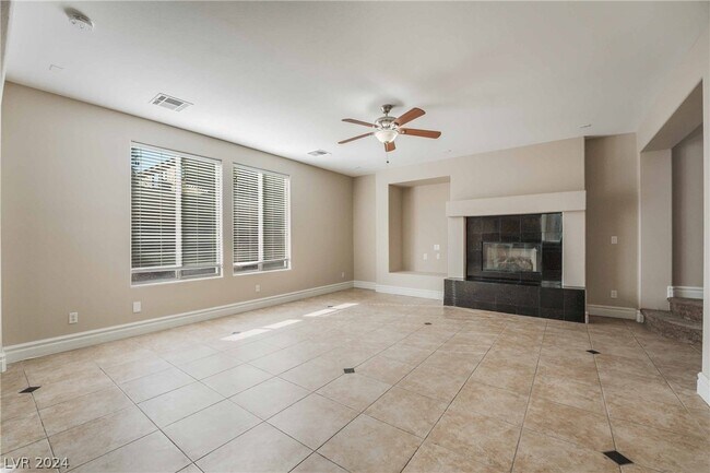 Building Photo - 245 Via Di Citta Dr