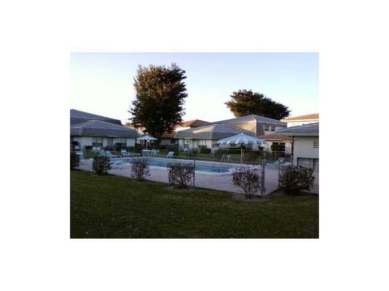 Foto del edificio - 8833 NW 28th Dr