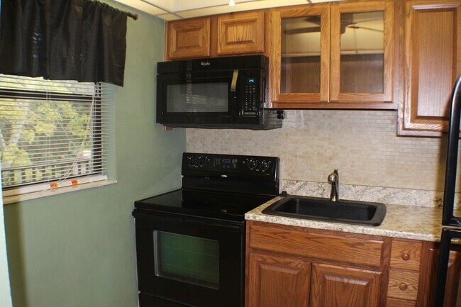 Foto del edificio - 2 bed, 2 bath Condo