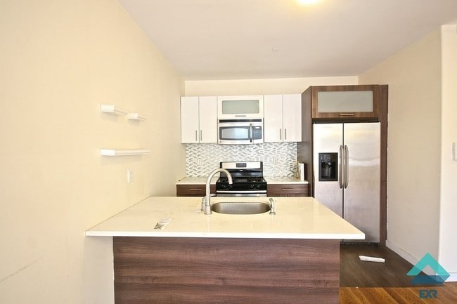 Foto del edificio - 388 Classon Ave