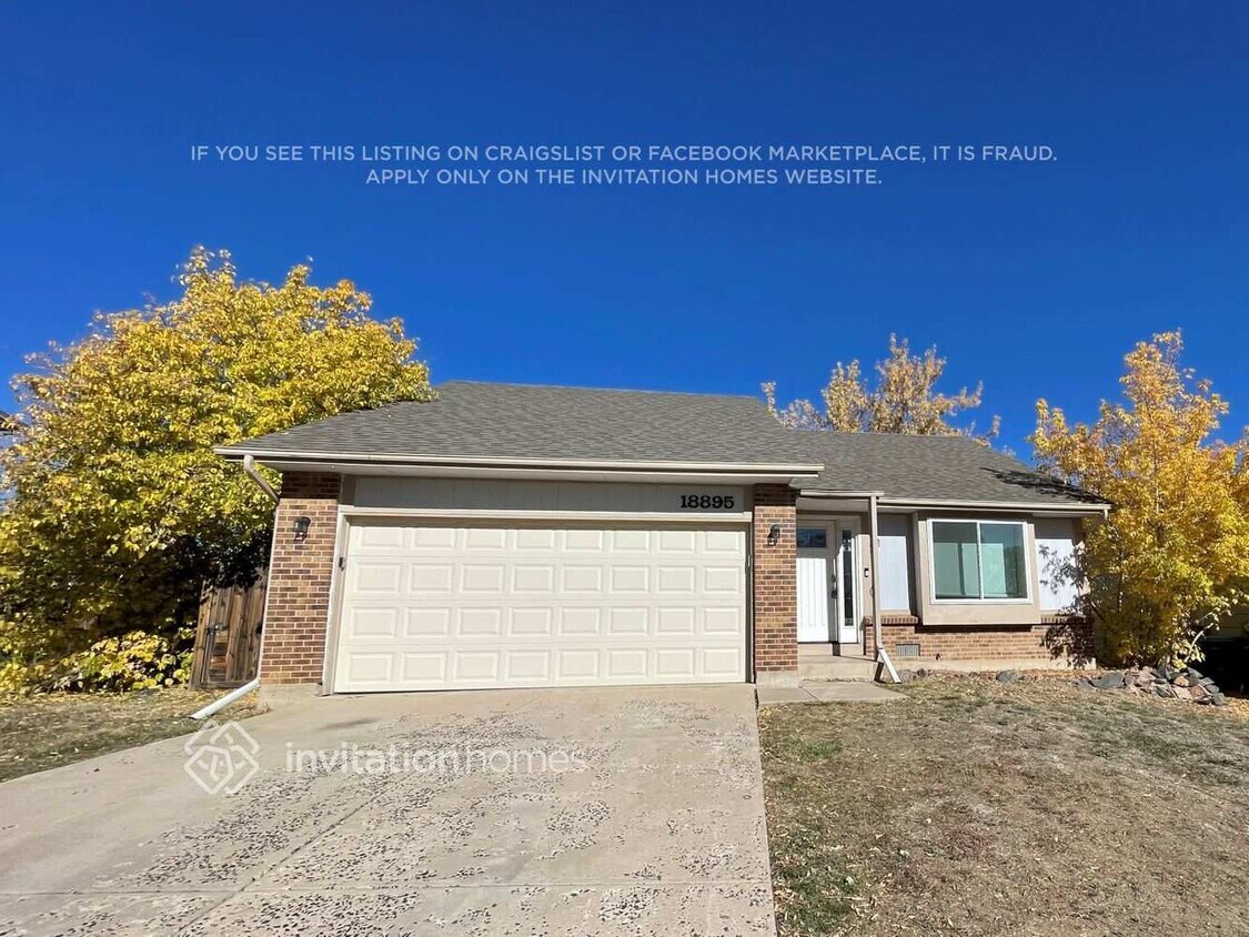 Foto principal - 18895 E Utah Cir