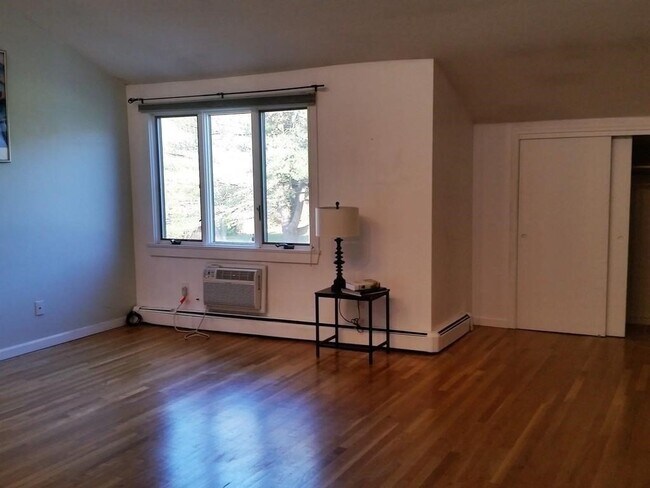 Foto del edificio - 405 Great Rd