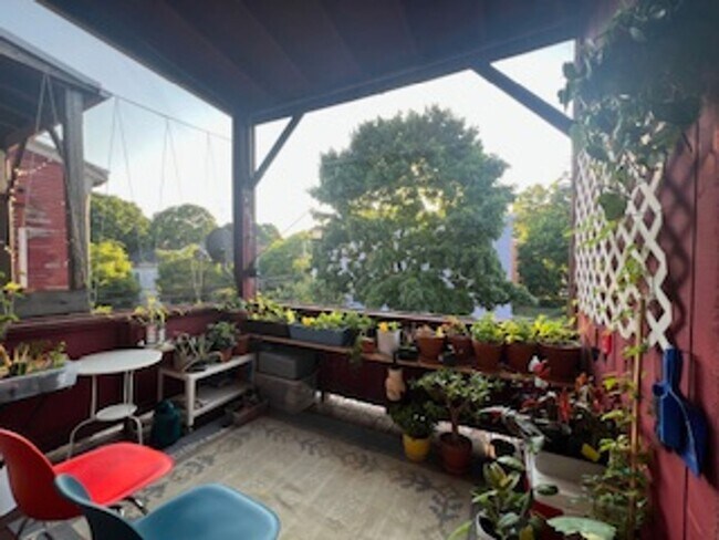 Foto del edificio - Renovated 3BR (or 2BR + Office) in East Rock w/ In-Unit Laundry – Near Yale SOM
