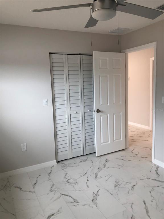 Building Photo - 345 Parkland Ave