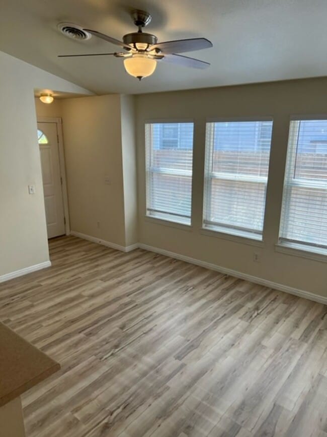 Building Photo - Holly St. - 1307/1309