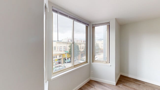 Foto del edificio - 3770 24th St