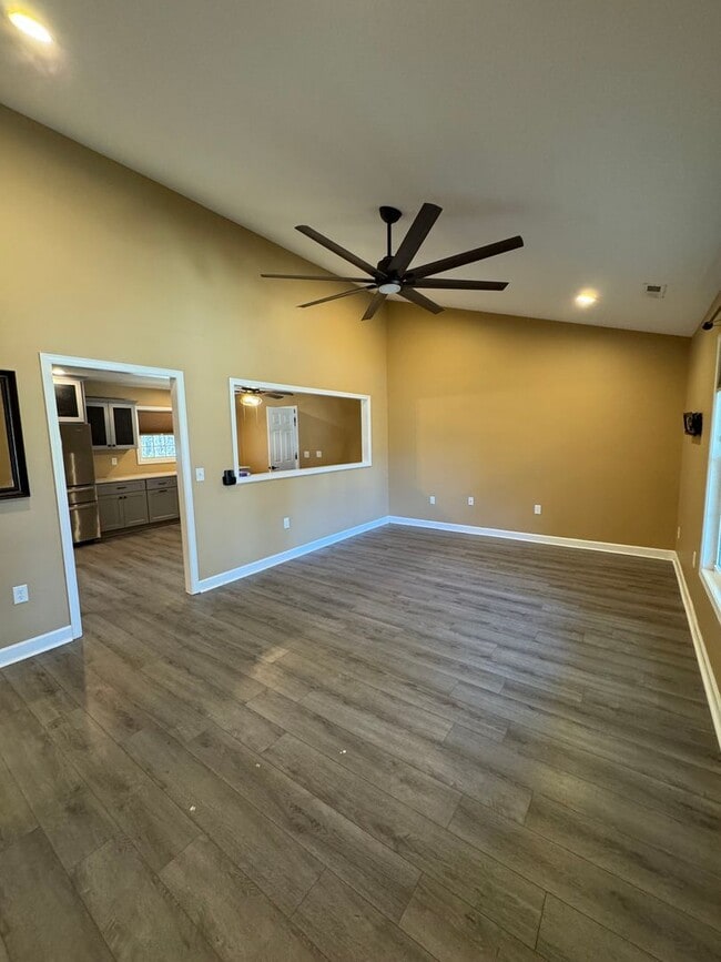 Photo - Holly Ridge House