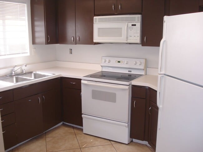 Building Photo - Mountain Vista St