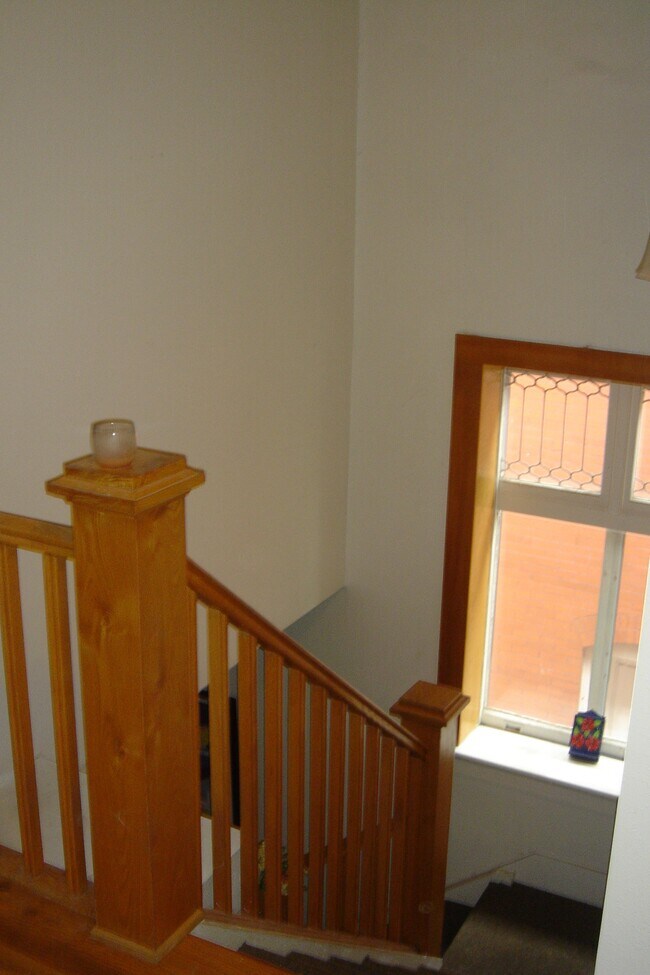 Foto del edificio - 2557 N Marion St