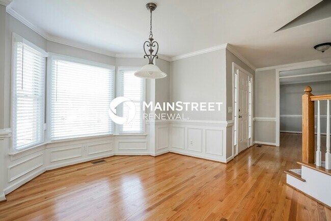 Foto del edificio - 4 Bedroom Pet-Friendly Home in Clayton, NC with Main Street Renewal