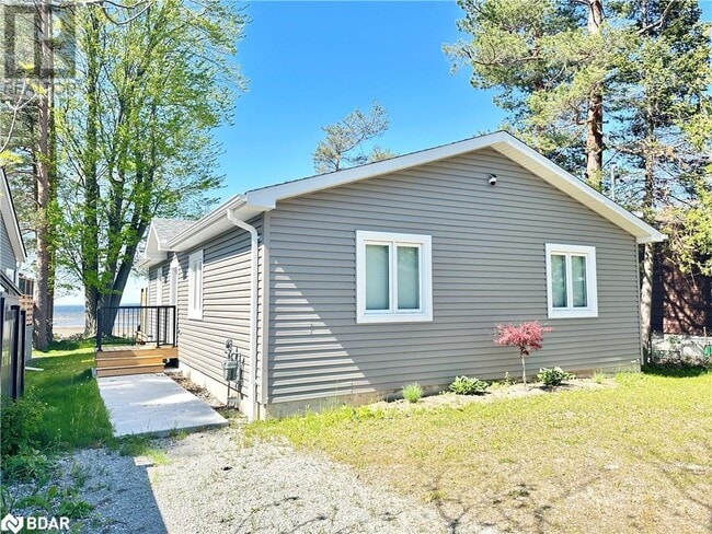 Building Photo - 516 Oleary Ln