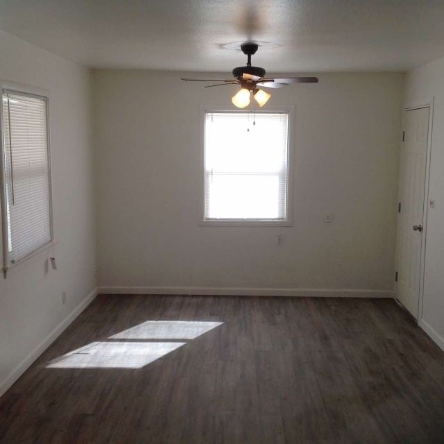Building Photo - Duplex For Rent in Modesto