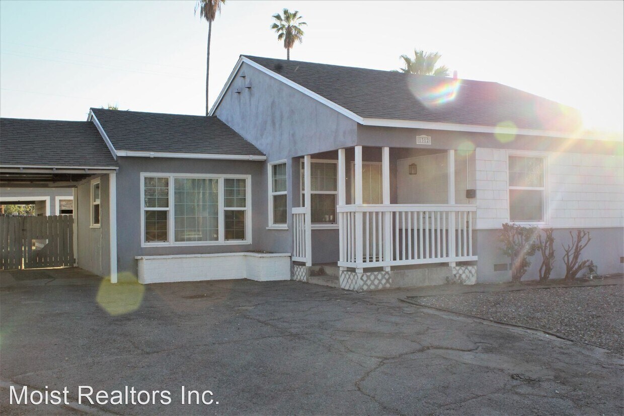 3 br, 1 bath House 1312 E. Brockton House for Rent in Redlands, CA