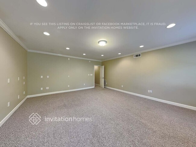 Foto del edificio - 115 Brookview Pl