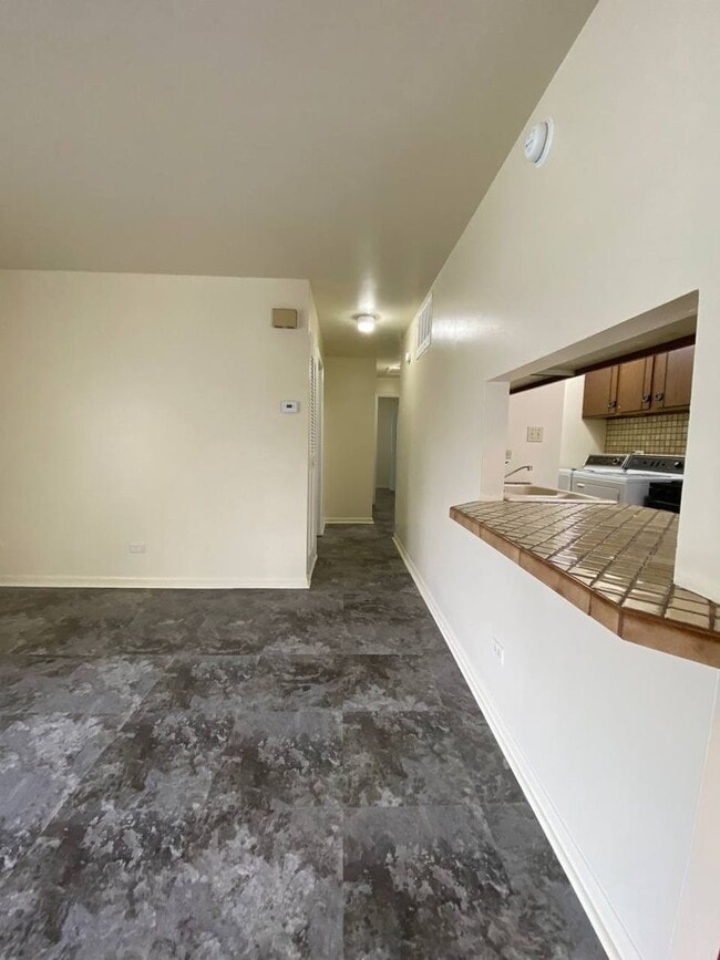 Building Photo - 20169 Ash Ln