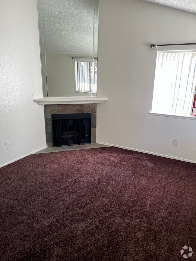 Willow Creek Condominiums Apartments for Rent Lancaster, CA 4