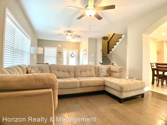 Building Photo - 3 br, 2.5 bath House - 1376 Apple Blossom Rd