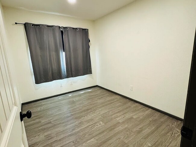Foto del edificio - 4462 E Pueblo Ave