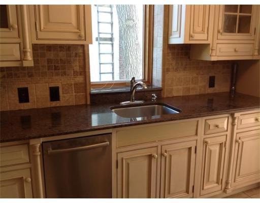 Foto del edificio - 18 Crest Rd