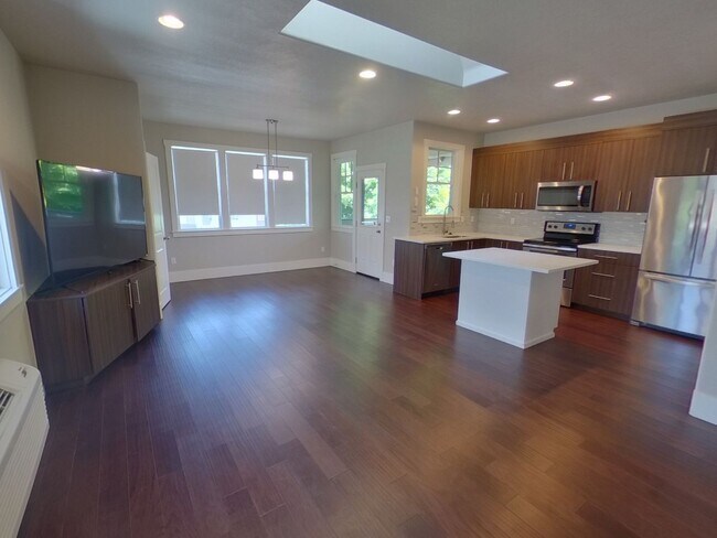 Foto del edificio - 2785 NW Arnold Way