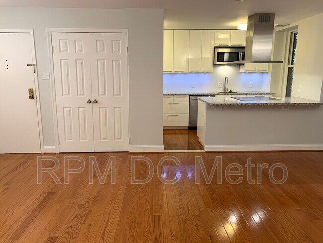 Foto del edificio - 1316 New Hampshire Ave NW