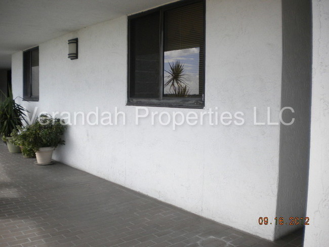 Foto del edificio - 530 E Central Blvd