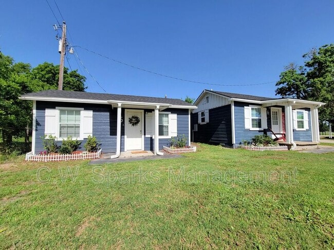 Building Photo - 1901 E Hwy 276