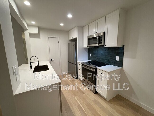 Foto del edificio - 9908 Brasher Dr
