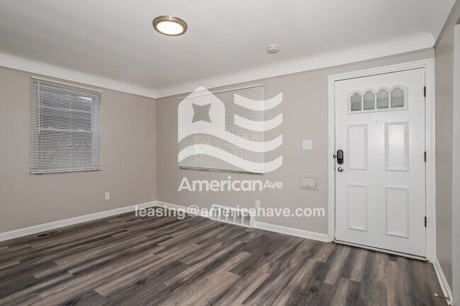 Foto del edificio - 3879 E 154th St