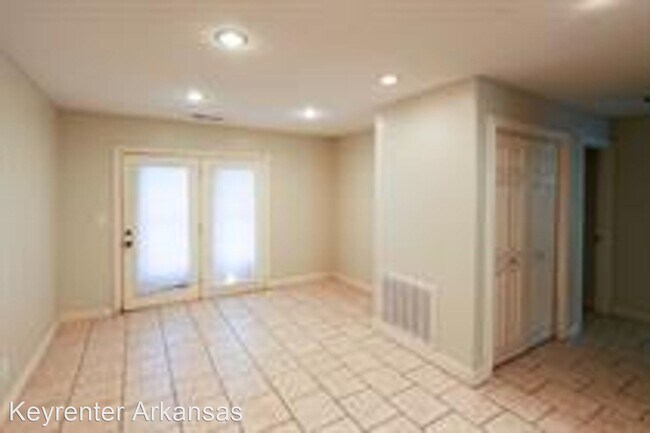 Foto del edificio - 4 br, 2 bath House - 203 W Miller St