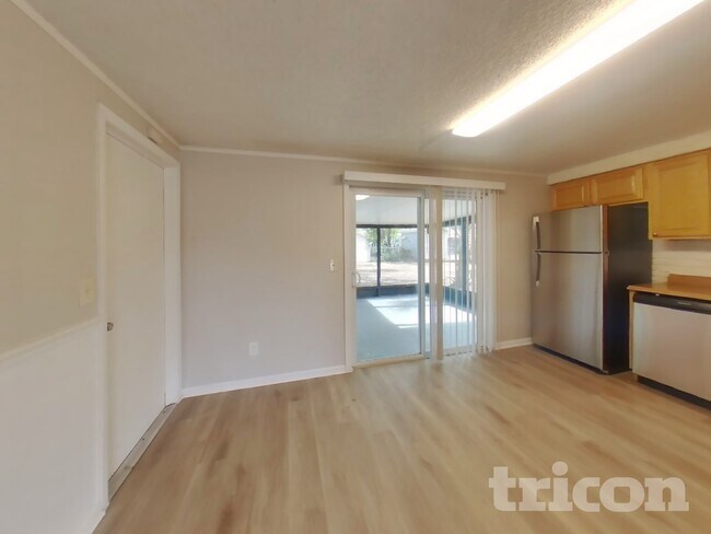 Foto del edificio - 907 Briarcliff Dr