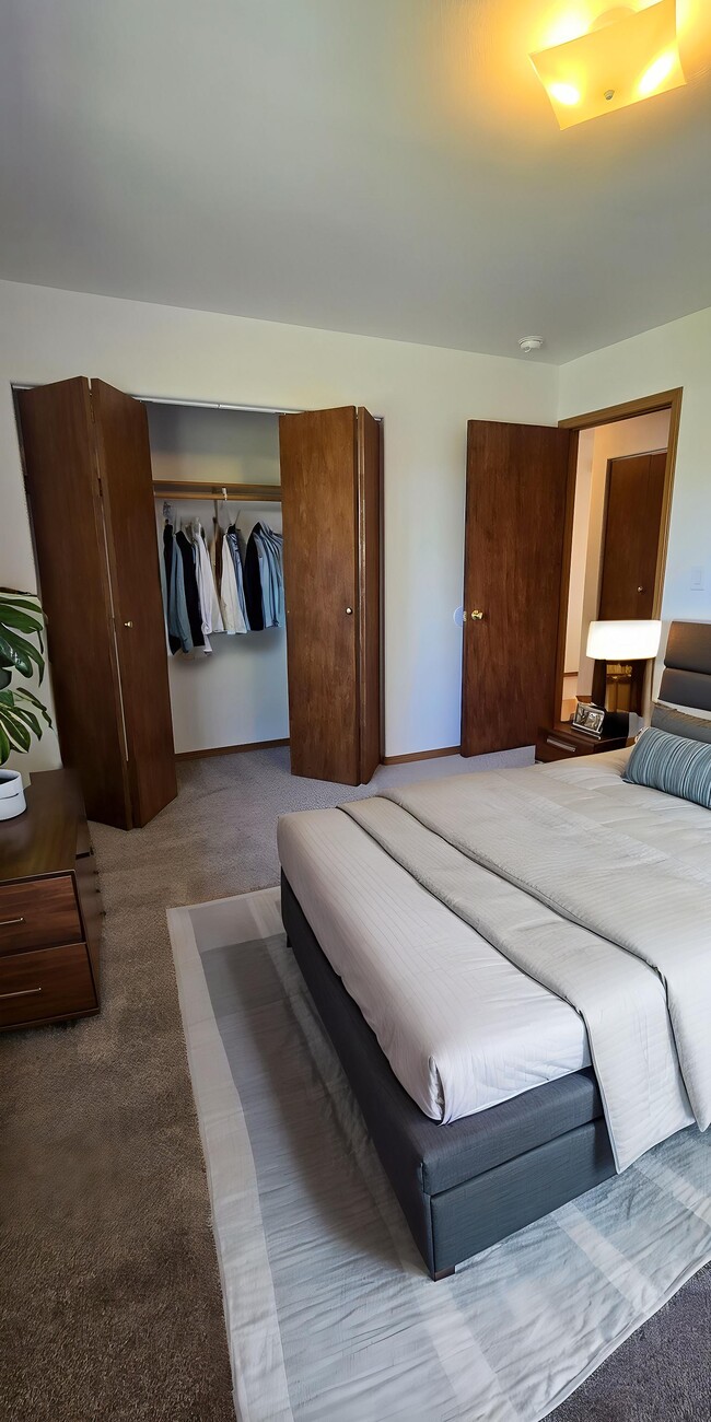 Foto del edificio - 1350 Brown St