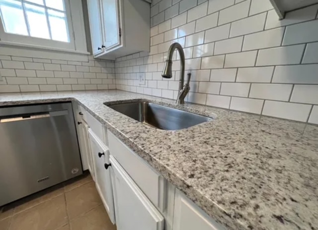 Foto del edificio - 3809 Davenport St