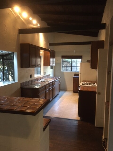 Foto del edificio - 1225 N Ogden Dr