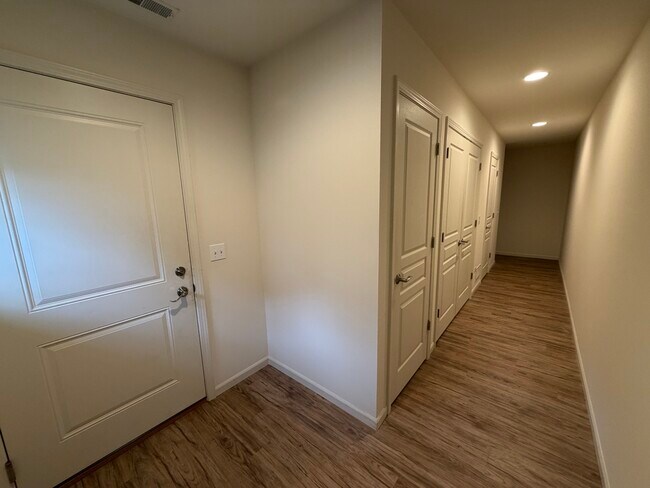 Foto del edificio - 118 N Prospect St