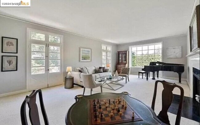 Foto del edificio - 515 Hampton Rd