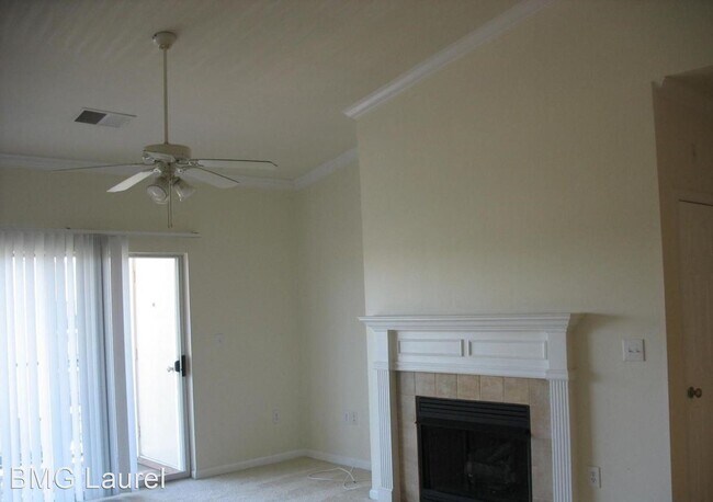 Building Photo - 2 br, 1 bath House - 19619 Galway Bay Circ...