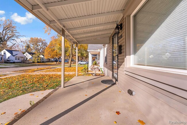 Foto del edificio - 3237 Pardee Ave