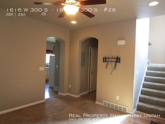 Building Photo - West Park Townhomes 1616 W 300 S #28