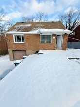 Building Photo - 146 Clay Dr