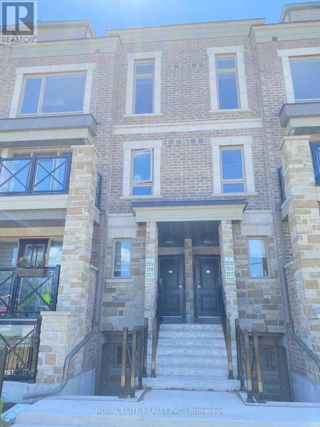 Building Photo - 20 Westmeath Ln