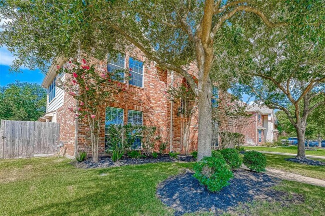 Building Photo - 2422 Falcon Knoll Ln