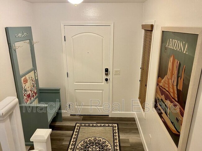 Building Photo - 2631 S Key Biscayne Dr