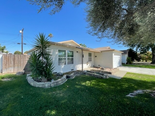 Foto del edificio - 12837 Concord Ave