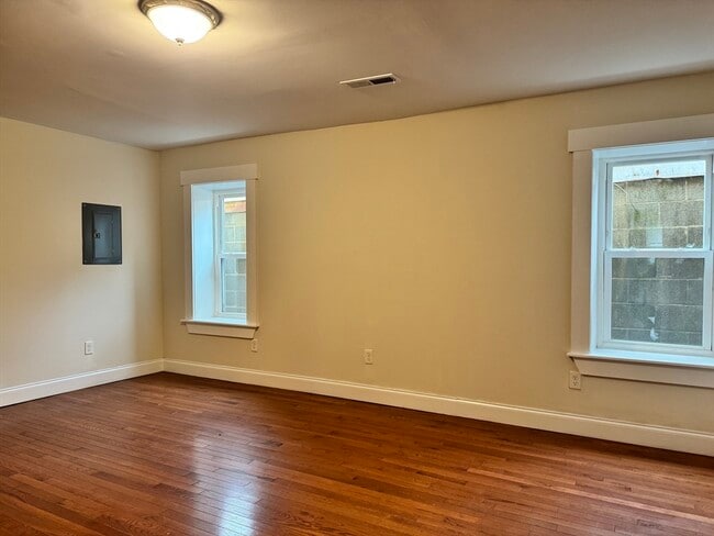 Foto del edificio - 15 Hamilton St