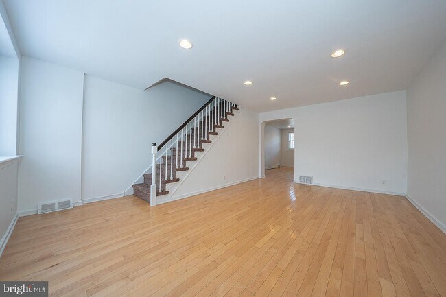 Building Photo - 8317 Temple Rd