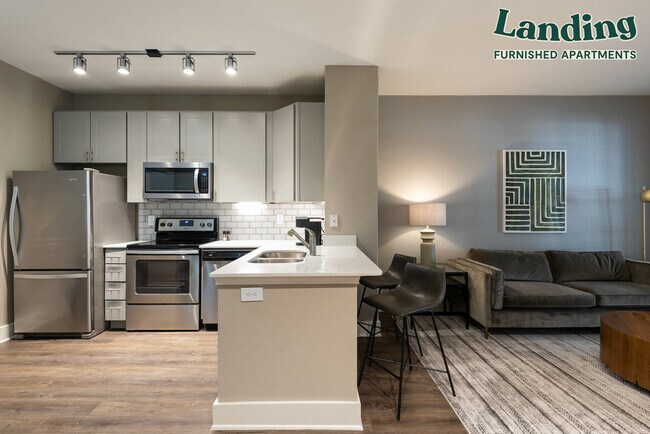 Building Photo - 1000 San Marcos St