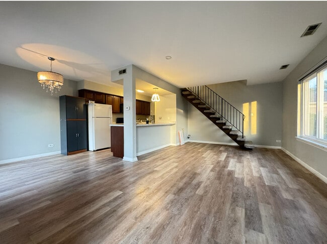 Building Photo - 1687 Cornell Dr