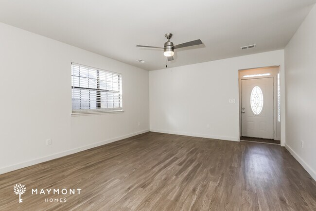 Foto del edificio - 3 Bedrooms, 2 Baths in Jonesboro, GA